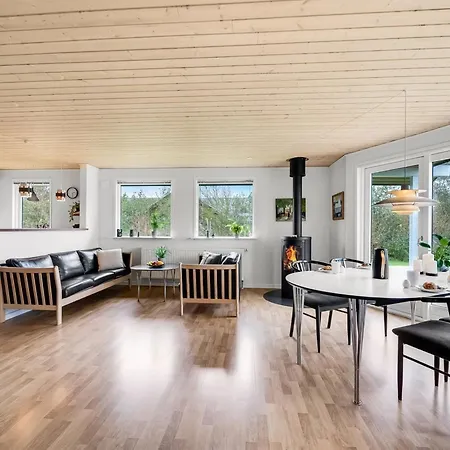 Ensio - 300m To The Fjord By Interhome 度假居 *