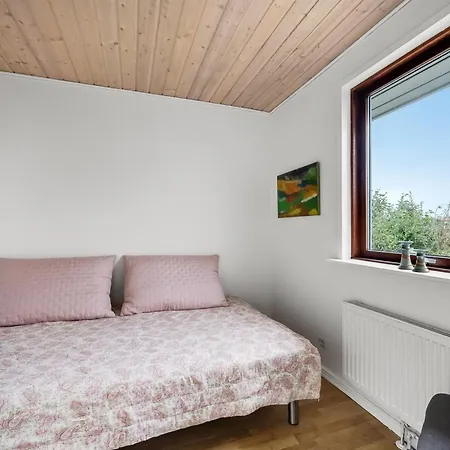 Ensio - 300m To The Fjord By Interhome
